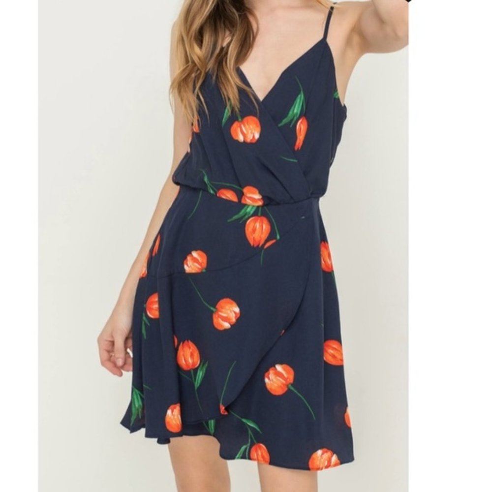 NEW Tulip Wrap Dress M All In Favor Nordstrom Size L